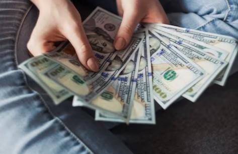 不审核直接放款5000（正规可靠借钱不征信平台app）-第1张图片-小彬网